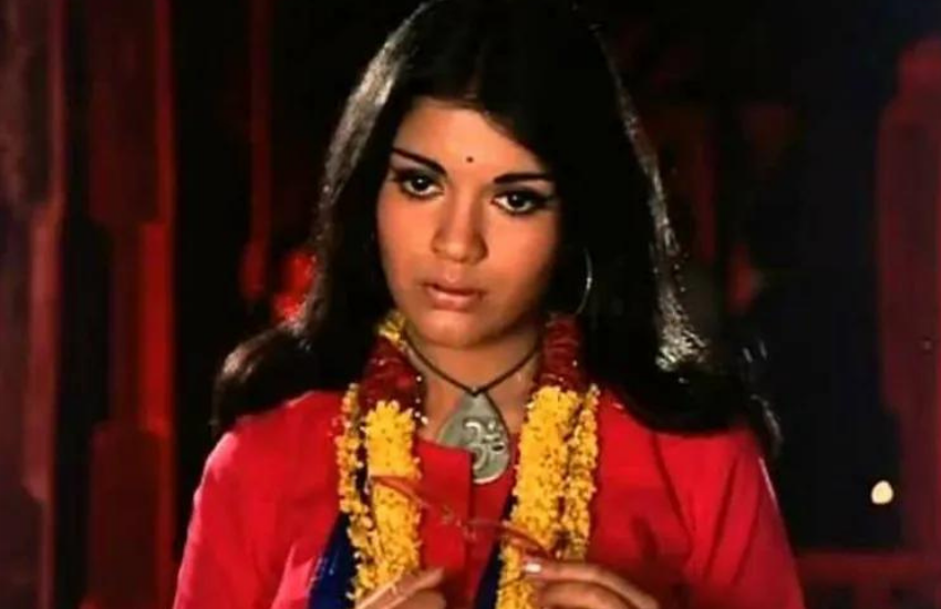 जीनत अमान और रज़ा मुराद एक साथ साल 1987 में आई फिल्म डाकू हसीना में काम कर रहे थे।