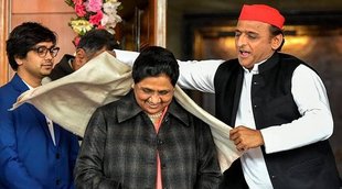 Akhilesh yadav photo, mayawati with akhilesh