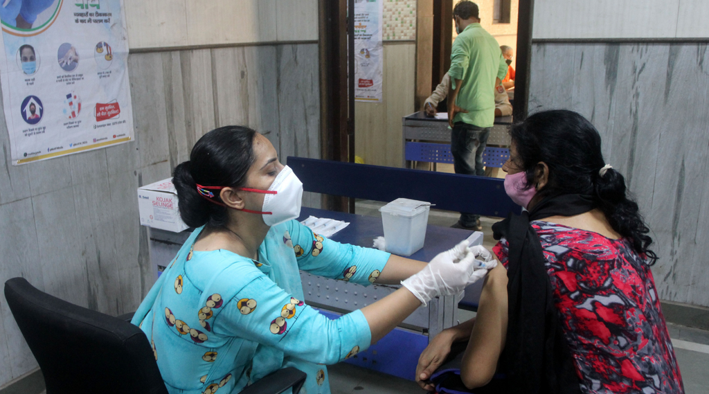 coronavirus vaccine, coronavirus, omicron