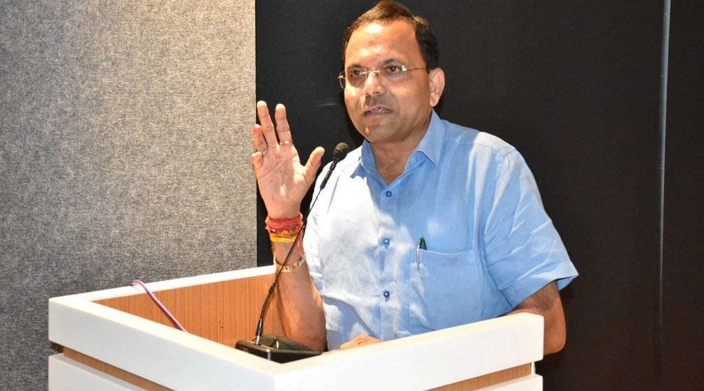 gujarat petrolium minister