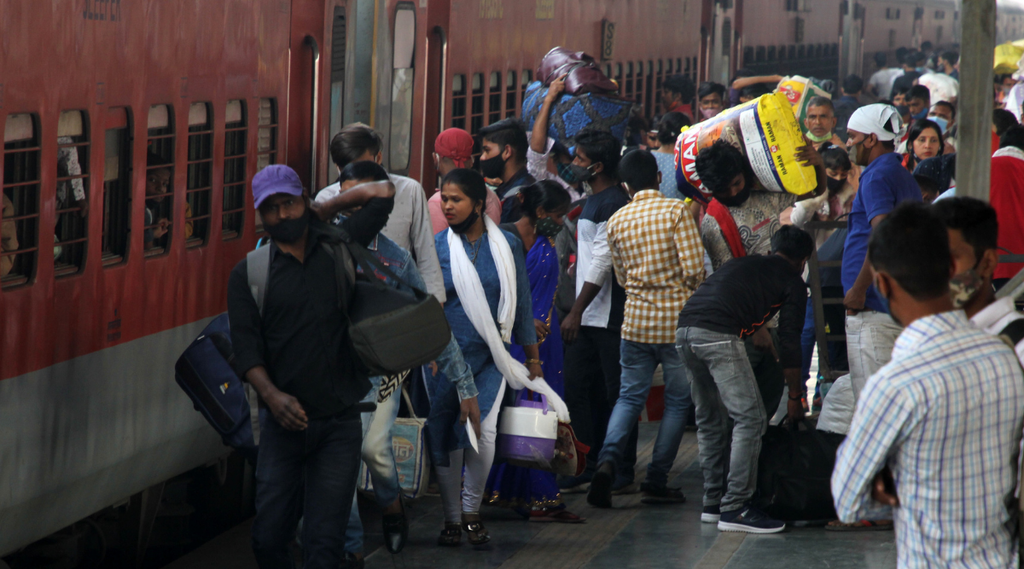 indian railways, ac train, general class