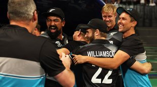 skipper-kane-williamson-take-new-zealand-into-third-final-of-icc-event-as-kiwi-team-beats-england-by-5-wickets-in-1st-semifinal-revives-2016-world-cup-memories