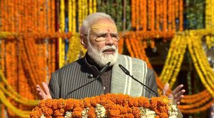 PM Modi kedarnath photo, Kedarnath temple