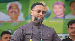 owaisi car, AIMIM chief, maharashtra police