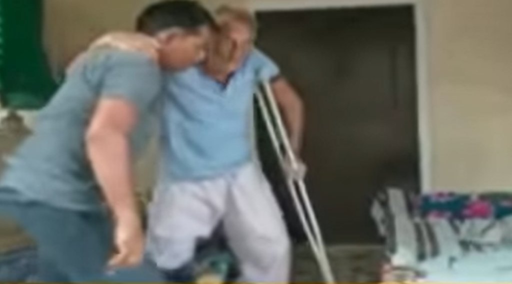 97 साल के पूर्व सैनिक बलवंत सिंह। फोटो- फेसबुक वीडियो से स्क्रीनग्रैब