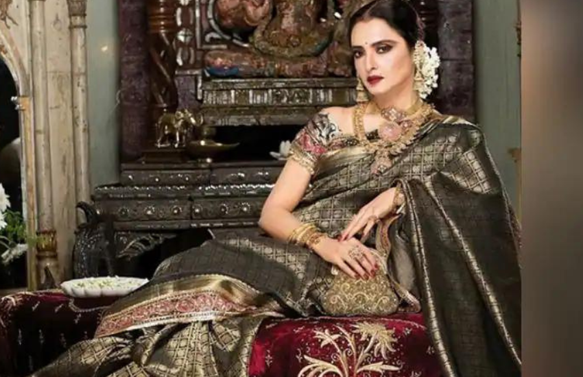 इस फिल्म में लिए रेखा ने लखनऊ में शूटिंग की और वहीं उर्दू के अल्फ़ाज भी सीखे थे।PHotos: Social Media