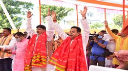 संबित पात्रा की सिर पर चुटिया चेक करिए, ये सब नकली हिंदू- लाइव शो में बोले बसपा प्रवक्ता, हंसने लगे कांग्रेस नेता