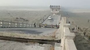 shahjahanpur bridge collapse