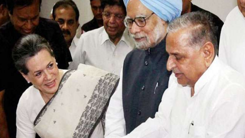 राज्यपाल बी सत्यनारायण रेड्डी ने ने उनका इस्तीफा स्वीकार करते हुए उन्हें अगली व्यवस्था तक कार्यवाहक मुख्यमंत्री बने रहने का आदेश कर दिया और कांग्रेस की चाल धरी की धरी रह गई। Photos: PTI