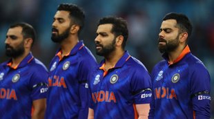 black-bands-on-arms-of-indian-cricketer-in-match-against-namibia-during-t20-world-cup-2021-match-paying-tribute-to-dronacharya-awardee-tarak-sinha