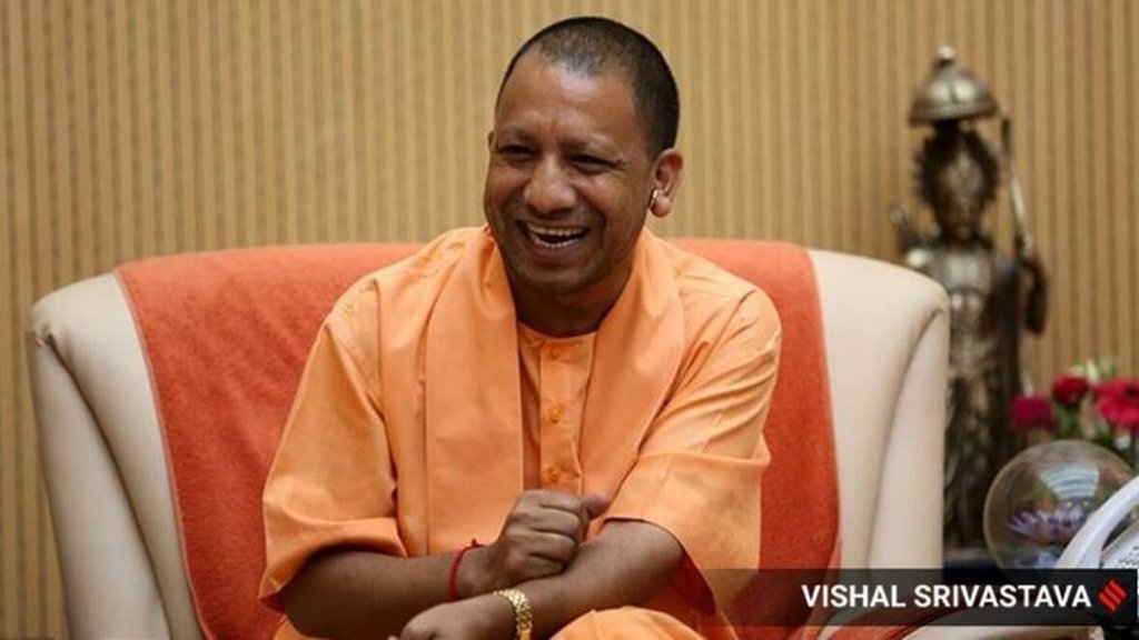 आगामी विधानसभा चुनाव लड़ने को लेकर सीएम योगी ने कहा कि पार्टी का संसदीय बोर्ड इसका फैसला लेगा। (एक्सप्रेस फोटो)