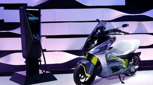 Yamaha Electric Scooter, Bajaj Chetak Electric Scooter,