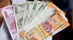 7th Pay Commission: केंद्रीय कर्मचारियों के लिए खुशखबरी! नए साल पर महंगाई भत्‍ते में 3 फीसद की हो सकती है बढ़ोतरी