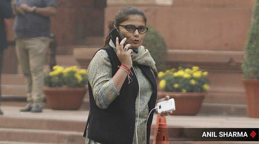 कांग्रेस की सुष्मिता देव सिलचर से सांसद रही थीं। वह महिला कांग्रेस की प्रेसीडेंट भी थीं।  सुष्मिता देव ने 15 अगस्त 2021 को सोनिया गांधी को अपना इस्तीफा देने के बाद टीएमसी की सदस्यता ले ली थी।