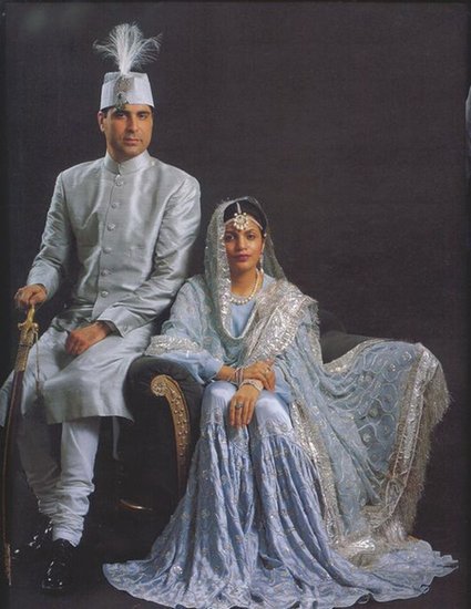 नवाब काजिम अली खान रामपुर के नवाब हैं। शाही परिवार से संबंध रखने वाली काजिम अली 1996 से 2017 तक लगातार चार बार विधायक रहे। काजिम अली खान ने कोलंबिया यूनिवर्सिटी से मास्टर ऑफ आर्किटेक्चर एंड डिजाइन मैनेजमेंट का कोर्स किया है। 