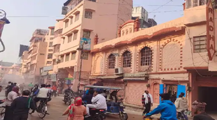 Banaras, PM Modi, Visit in Banaras, Mosque being whitewashed, After muslim protest