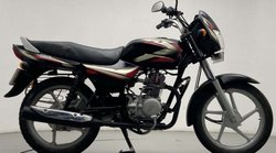 आधी कीमत में पूरे साल की वारंटी के साथ मिल रही है Bajaj CT 100, देती है 90 kmpl तक की माइलेज