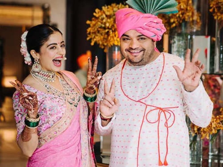 सौम्या टंडन के शो से बाहर जाने के बाद अनीता नारायण मिश्रा का किरदार नेहा पेंडसे निभा रही हैं। नेहा के पति का नाम शार्दूल सिंह ब्यास है।