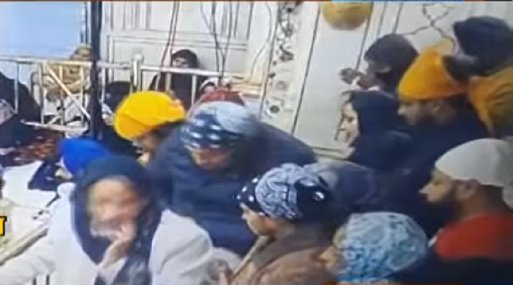 Punjab, Amritsar, Golden Temple, Eyewitnesses told story, Angry people broke fingers, Broke heads