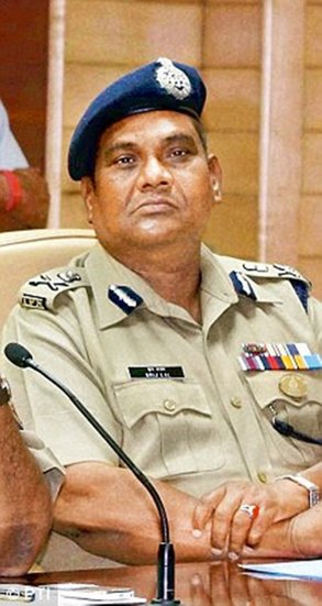 बीजेपी के राज्यसभा सांसद बृज लाल भी आईपीएस अफसर थे। मायावती जब 2007 में यूपी की सीएम बनी थीं तब उन्होंने बृजलाल को पहले एडीजी और फिर राज्य का डीजीपी बनाया था।. 1977 बैच के आईपीएस अफसर बृज लाल ने बीजेपी के साथ अपनी राजनीतिक पारी शुरू की है।