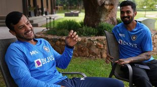 KL Rahul Mayank Agarwal Head Coach Rahul Dravid Team India India vs South Africa IPL White Hair