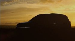 Kia ने जारी किया टीजर इस दिन पेश होगी ये प्रीमियम MPV, लॉन्च होने पर होगा Mahindra XUV700 और Hyundai Alcazar से मुकाबला