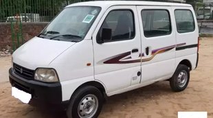 Second hand Maruti Eeco CNG