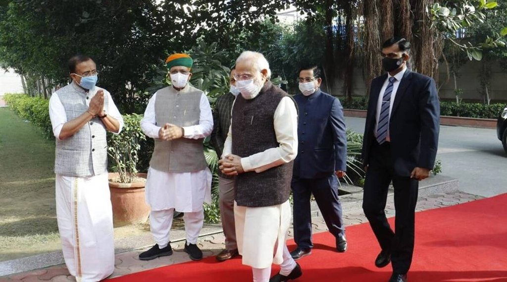 पीएम मोदी ने दी थी सांसदों को चेतावनी। फोटो- एक्सप्रेस आर्काइव