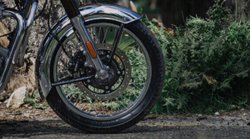 धांसू स्टाइल, दमदार इंजन और बढ़िया माइलेज के साथ बस 2 लाख के बजट में आती हैं ये टॉप 3 क्रूजर बाइक