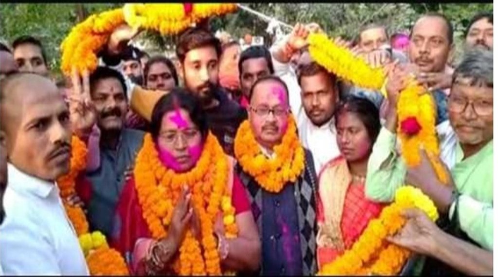काफ़ी जोर लगाकर भी पत्नी को जिला परिषद चुनाव नहीं जितवा पाए जद यू विधायक गोपाल मंडल