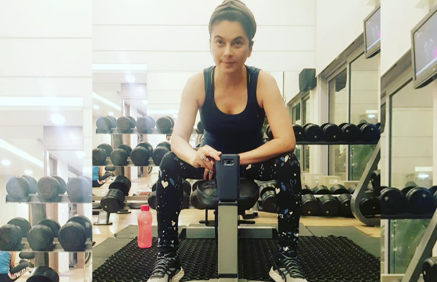 40 साल की तसनीम शेख अपनी फिटनेस का खूब ख्याल रखती हैं। घंटों जिम में पसीना बहाने के बाद वह इनती स्लिम और ब्यूटीफुल नजर आती हैं।