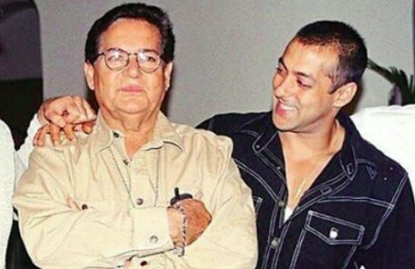 सलमान के पिता सलीम खान ने खुद एक इंटरव्यू में बताया था कि सलमान एक हजार वर्गफुट के छोटे से घर में केवल उनके लिए रहते हैं। क्योंकि वह कहीं और जा कर नहीं रहना चाहते हैं।