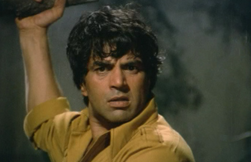 धर्मेंद्र साल 1985 में फिल्म 'करिश्मा कुदरत का' कर रहे थे। इस फिल्म की शूटिंग एक गांव में हो रही थी। इस फिल्म में मिथुन चक्रवर्ती, रति अग्निहोत्री समेत शक्ति कपूर और जूनियर महमूद भी थे।
