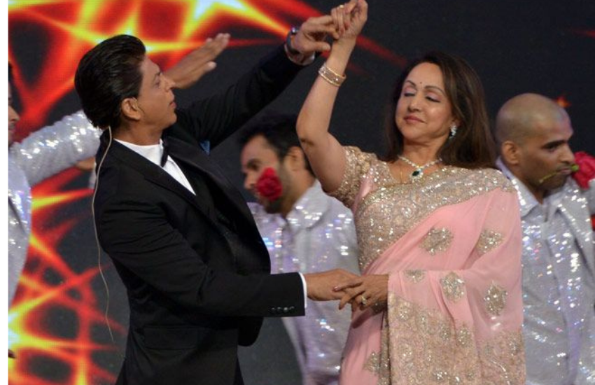 इसके बाद हेमा और शाहरुख ने पहली बार साल 2000 में एक साथ स्क्रीन शेयर किया था। ये फिल्म थी 'हे राम'।