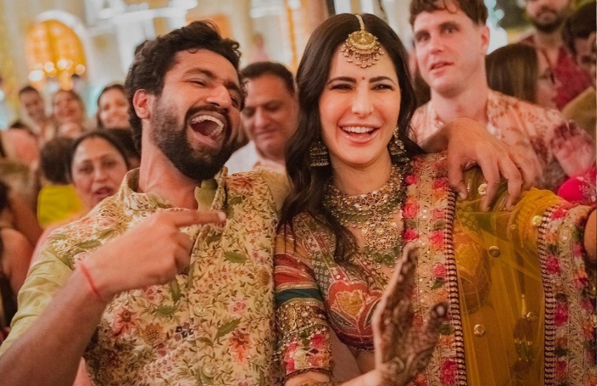 विक्की कौशल (Vicky Kaushal) के पिता श्याम कौशल (Sham Kaushal) बॉलिवुड के मशहूर ऐक्शन डायरेक्टर हैं और कई अवॉर्ड जीत चुके हैं। श्याम कौशल अब कैटरीना कैफ (Katrina Kaif) के ससुर भी बन चुके हैं। कैट-विकी की मेहंदी की तस्वीरें खूब वायरल हो रही हैं, जिसमें वह अपने ससुर के साथ डांस करती नजर आई है, लेकिन कभी एक फाइट सीन को लेकर वह अपने ससुर से भिड़ गई थीं।
