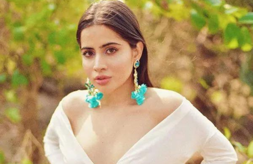 उर्फी का कहना था कि वह गीता के लॉजिकल पार्ट में ज्यादा दिलचस्पी रखती हैं और वह इसकी अच्छी बातों को अपनाना भी चाहती हैं।