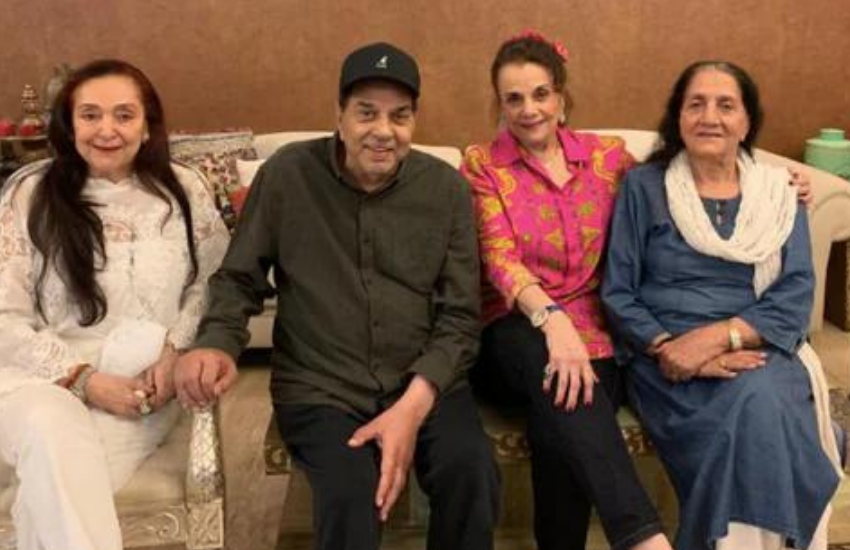 मुमताज चुपके से एयरपोर्ट से नेपाल निकल न जाएं, इसके लिए फिल्म सेना एयरपोर्ट पर भी तैनात थी।