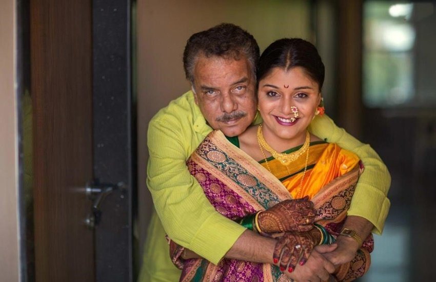 क्षिति जोग के पिता का नाम अंनज जोग है। अनंत जोग बॉलीवुड औऱ मराठी सिनेमा के जाने माने अभिनेता हैं। 