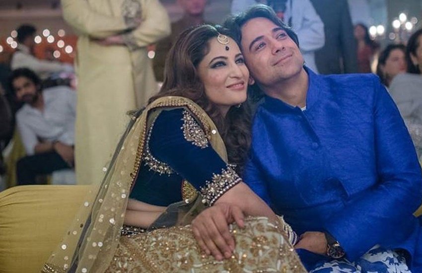 Yeh Rishta Kya Kehlata Hai: चर्चित टीवी सीरियल 'ये रिश्ता क्या कहलाता है' में मनीष गोयनका का किरदार निभाते हैं एक्टर सचिन त्यागी (Sachin Tyagi)। सचिन को इस रोल में खूब पसंद किया गया। सचिन की रियल लाइफ लव स्टोरी काफी रोचक है। उनकी पत्नी हैं रक्षंदा खान (Rakshanda Khan)। रक्षंदा 10 सालों तक साजिद खान (Sajid Khan) संग रिलेशनशिप में रह चुकी हैं।