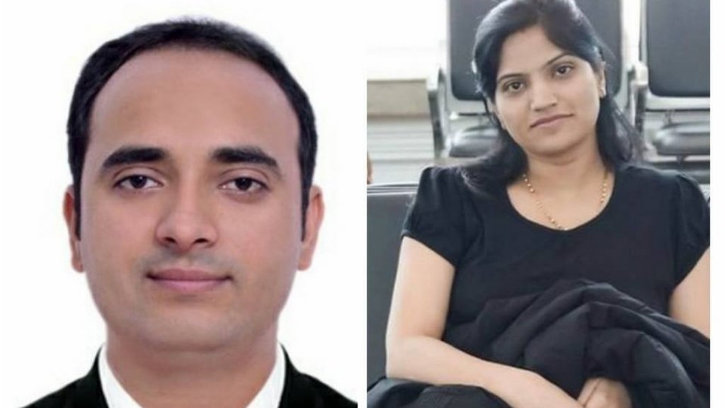 साल 2017 में 146वां रैंक लाने वाले अनिरुद्ध कुमार की पत्नी आरती सिंह भी आईपीएस है। (फोटो: फेसबुक/ Arti Singh IPS)