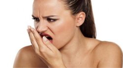 क्यों आती है मुंह से दुर्गंध? छुटकारा पाने के लिए अपनाएं ये घरेलू नुस्खे