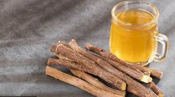 डायबिटीज के मरीज खाने में चीनी की जगह इस तरह करें मुलेठी का इस्तेमाल, कंट्रोल में रहेगा ब्लड शुगर लेवल