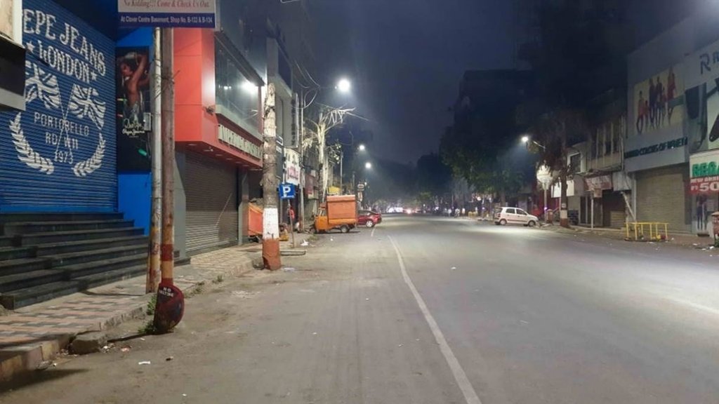 Delhi, Corona, Night curfew, 21 percent jump in Mumbai, Ahmadnagar School sealed