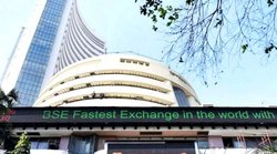 Tega Industries की शानदार लिस्ट‍िंग ने निवेशकों में खुशी की लहर, सेंसेक्स में जोरदार उछाल