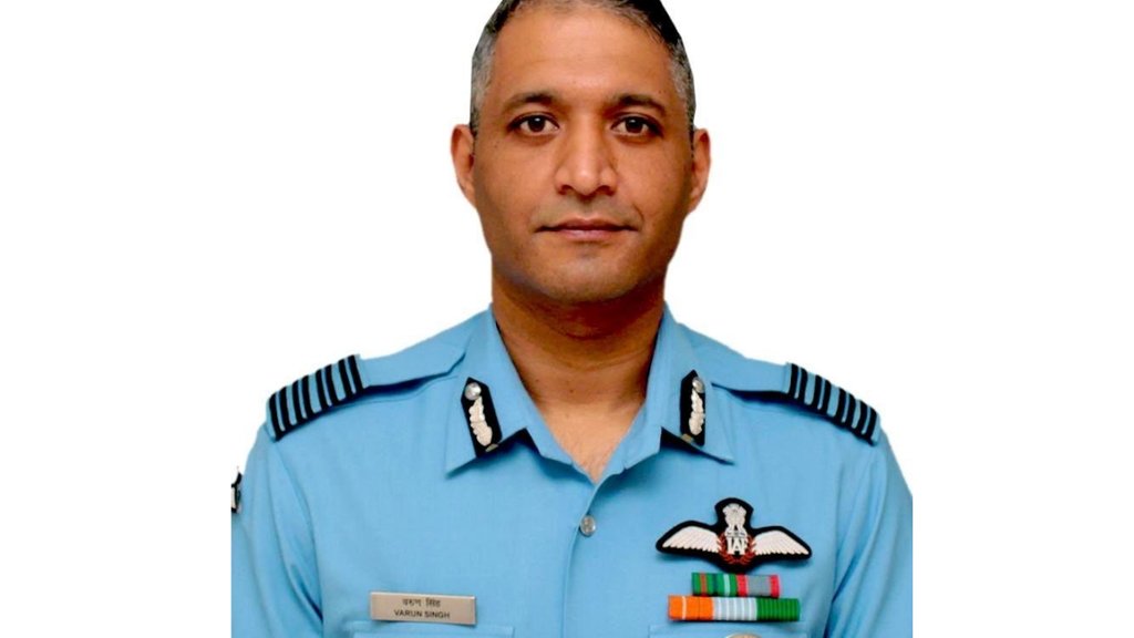 तमिलनाडु हेलिकॉप्टर हादसे में घायल ग्रुप कैप्टन वरुण सिंह का इलाज बेंगलुरु स्थित कमांड अस्पताल में चल रहा है। (फोटो: ट्विटर/ IaSouthern)