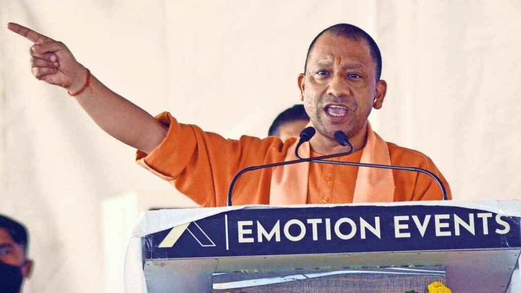 योगी सरकार प्रदेश के युवाओं को टैबलेट और स्मार्टफोन वितरित करेगी। (फोटो: एएनआई) योगी सरकार प्रदेश के युवाओं को टैबलेट और स्मार्टफोन वितरित करेगी। (फोटो: एएनआई)