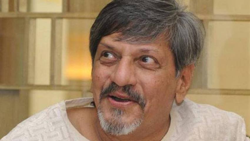 आमोल पालेकर बैंक ऑफ इंडिया में काम करते थे।