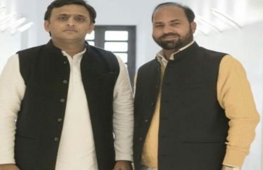 समाजवादी पार्टी ने मेरठ शहर सीट से वर्तमान विधायक रफीक अंसारी को अपना उम्मीदवार बनाया है। रफीक अंसारी पर भी कई मुकदमे दर्ज है।