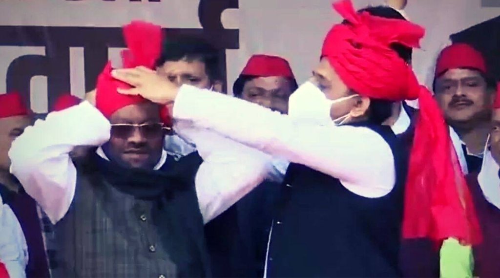 Akhilesh With Swami Maurya Photo, swami Maurya Photo ANI Akhilesh With Swami Maurya Photo, swami Maurya Photo ANI