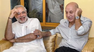 Anupam Kher With pm modi, pm modi